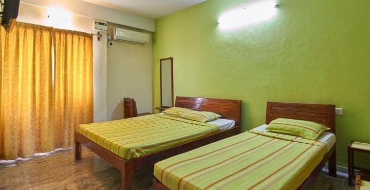 Hotel D'Europe Puduccseri Kültér fotó
